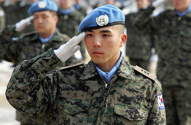 韩国人问若日本改宪强制征兵会去吗 日本网友羞愧了