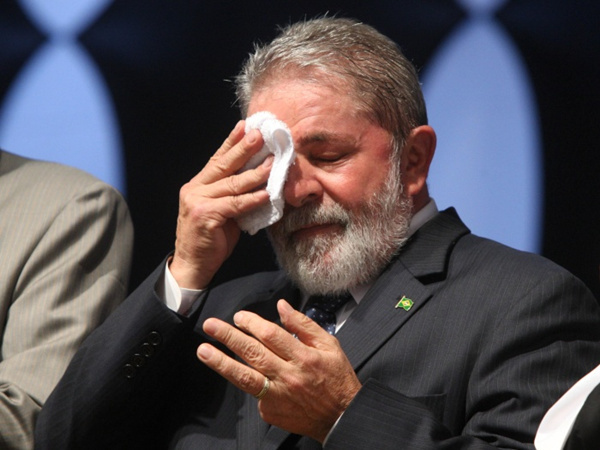 巴西前总统卢拉因贪腐判刑9年半 巴西雷亚尔大跌1.3%