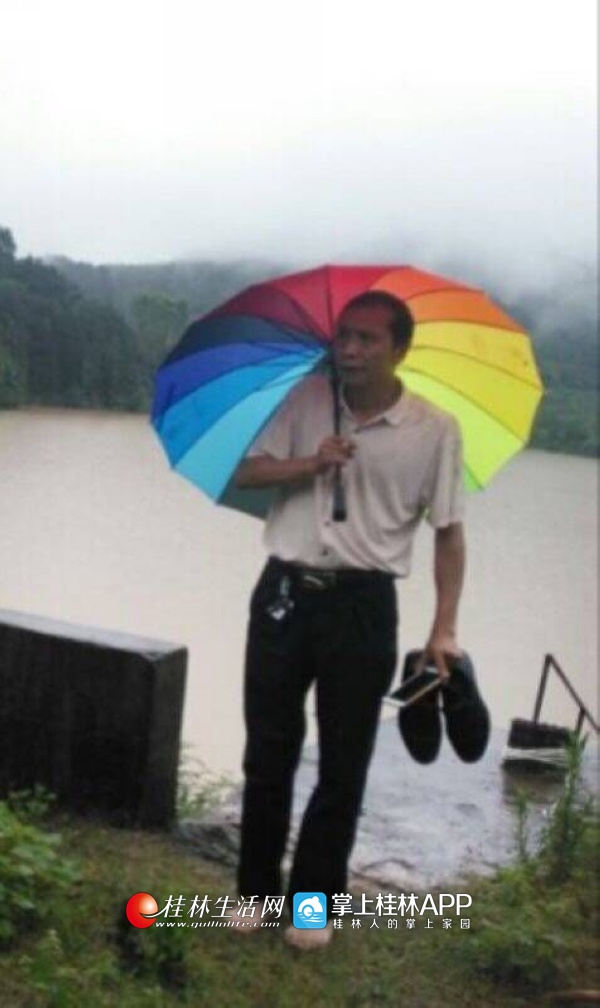 广西一官员抗洪期间因公去世 连续3天在救灾一线