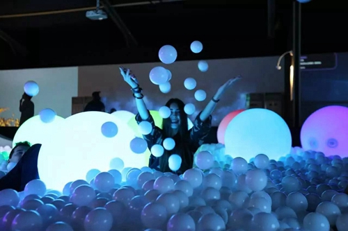 一个满足你所有好奇心的魔法乐园昨天在青岛开