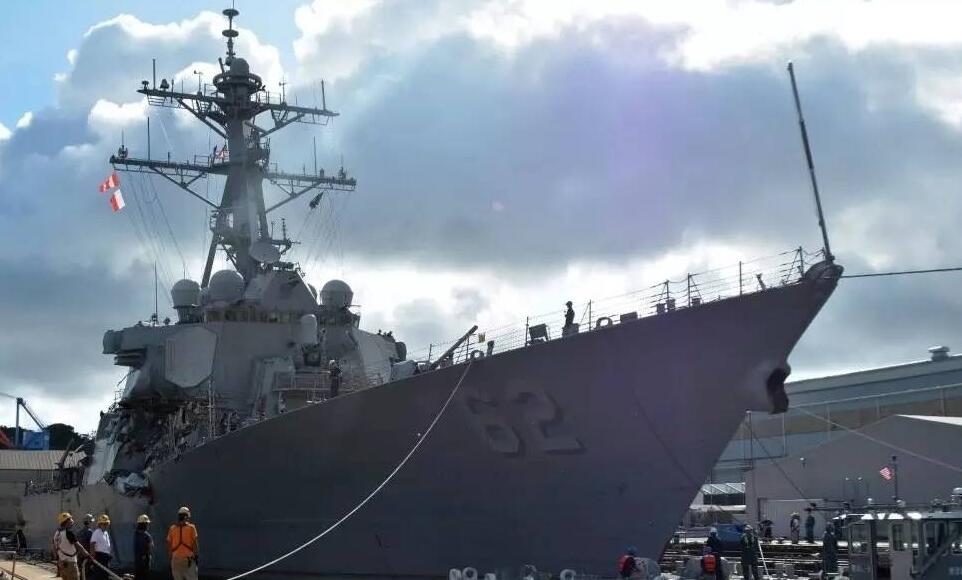 美国军舰与菲律宾货轮相撞 初步调查过错在美