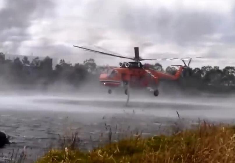阿基米德取水器
