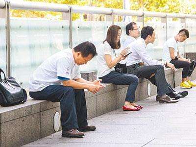 调查:九成台湾上班族叹薪资过低 16%逾十年未