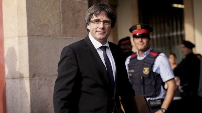 西班牙加泰罗尼亚自治区主席:提议暂停公投结