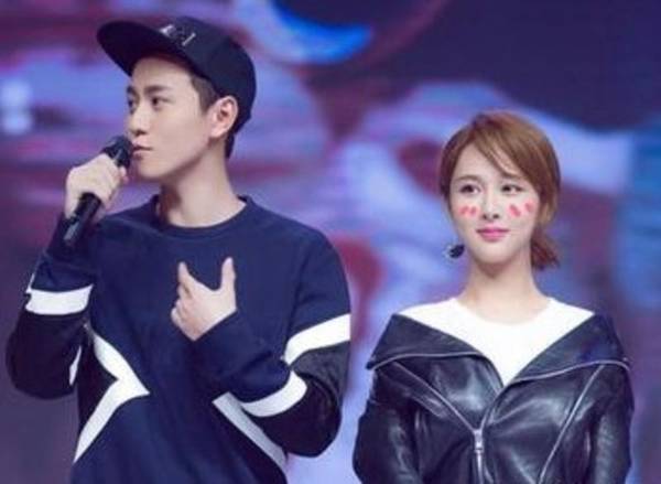 杨紫自曝怕鬼不敢自己睡 网友:搂紧你的秦俊杰