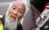 中国老人骑三轮车环球17万公里 在异国意外身亡