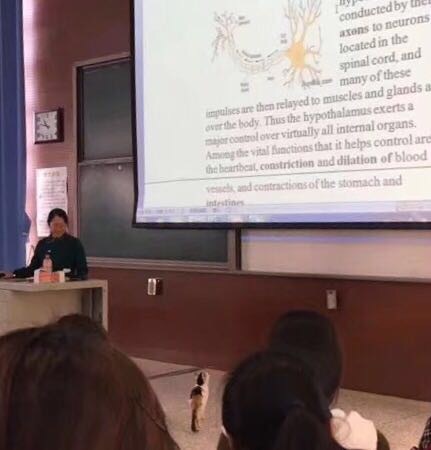 fun来了:维吾尔族的秘密是啥|您的快递正在健身 fun来了:维吾尔族的秘密是啥|您的快递正在健身图片