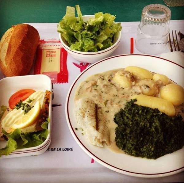 各国高中学校食堂午餐大盘点