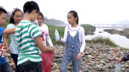 眉山小学生拍环保纪录片 获全省大奖