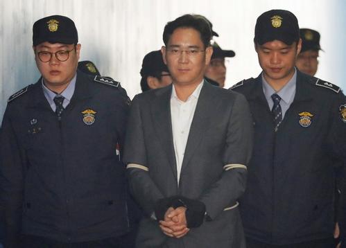韩国三星电子副会长行贿案二审开庭