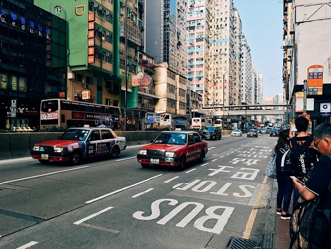 GDP将赶超香港，深圳下一步怎么走