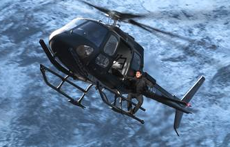 《碟中谍6》曝幕后特辑 阿汤哥驾直升机360度俯冲