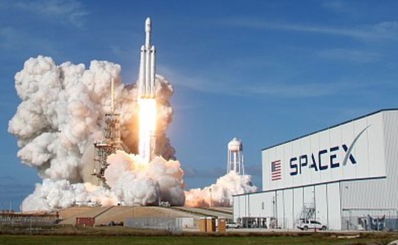 为什么只有美国才会诞生 SpaceX ？