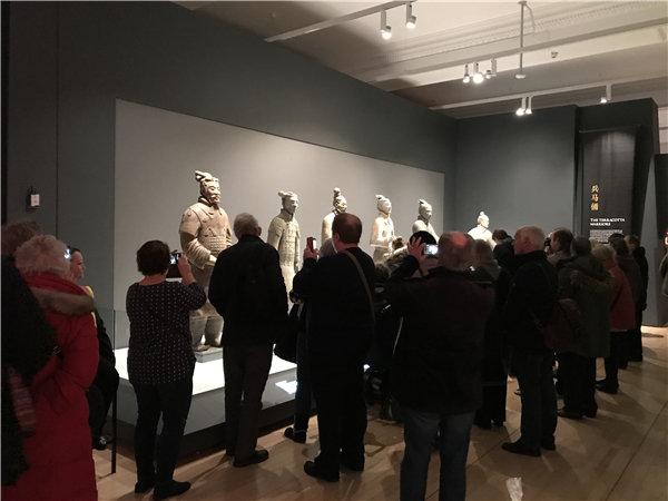 策展人林政昇：秦兵马俑展何以在英国大受欢迎(图)_凤凰资讯
