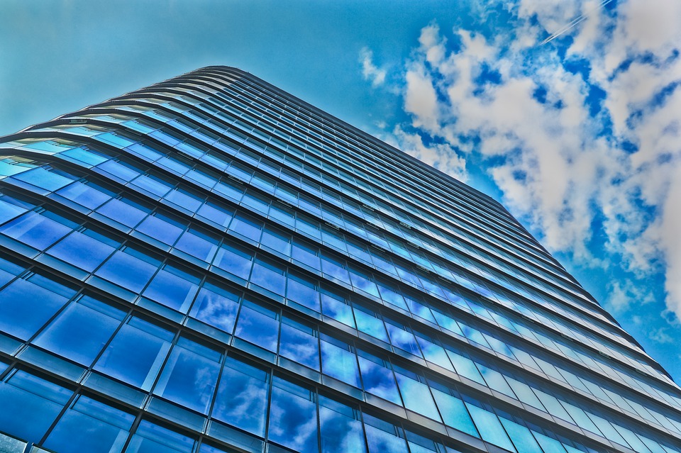 万科去年净利280亿 现金分红近百亿