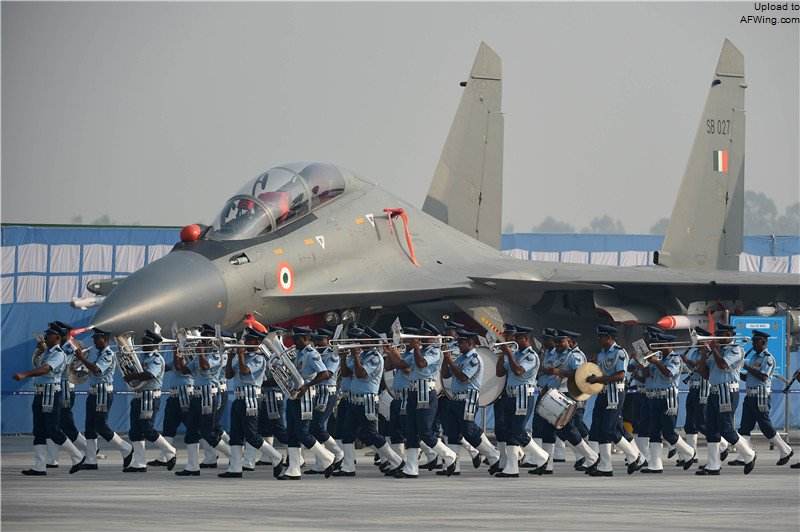 印空军1100架战机演习 检验与中巴两线作战能力！
