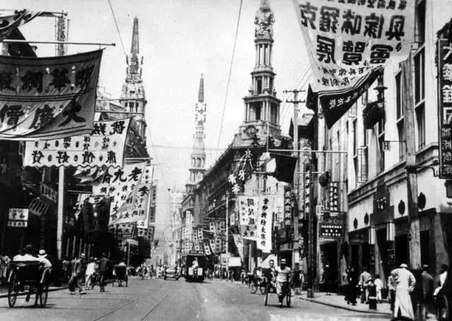 上世纪30年代的上海南京路