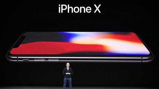 媒体称苹果把新款iPhone订单削减20% 股价应声下跌2%
