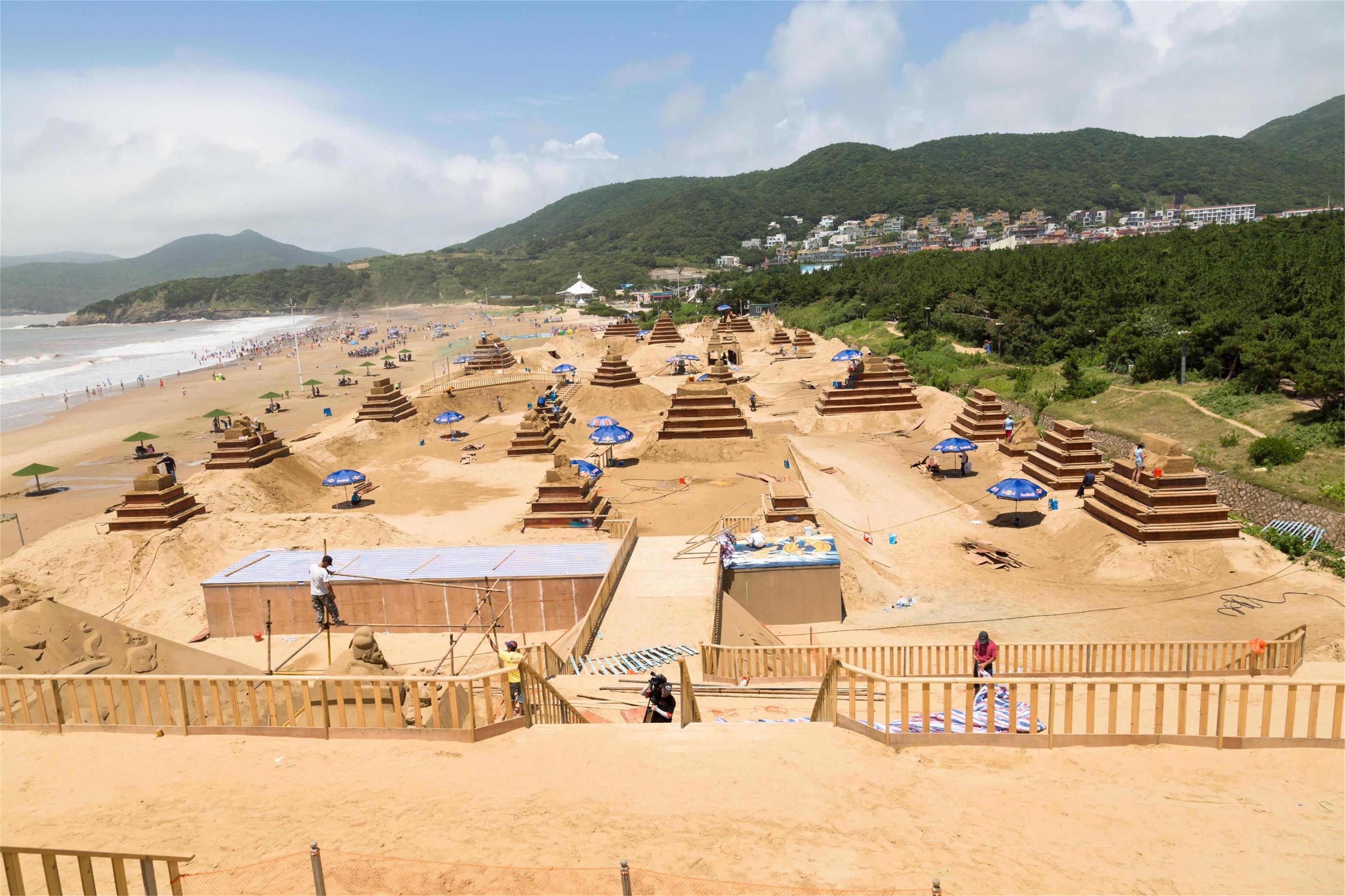 “情系沙雕20年”今日开雕