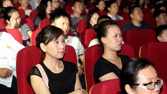 李学生免费高清看电影网_免费高清看电影app韩国电视剧赵丽娜图片