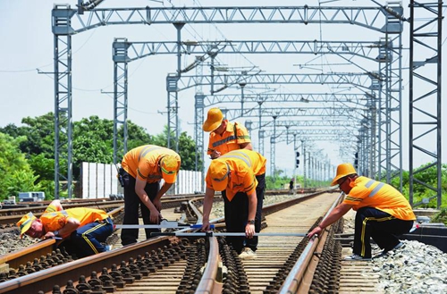 陕西西gdp_陕西西咸新区(3)