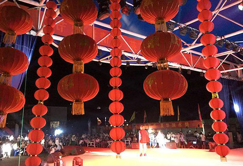 2018丹江大观苑首届“梦幻大观苑·激情撒欢节”开幕
