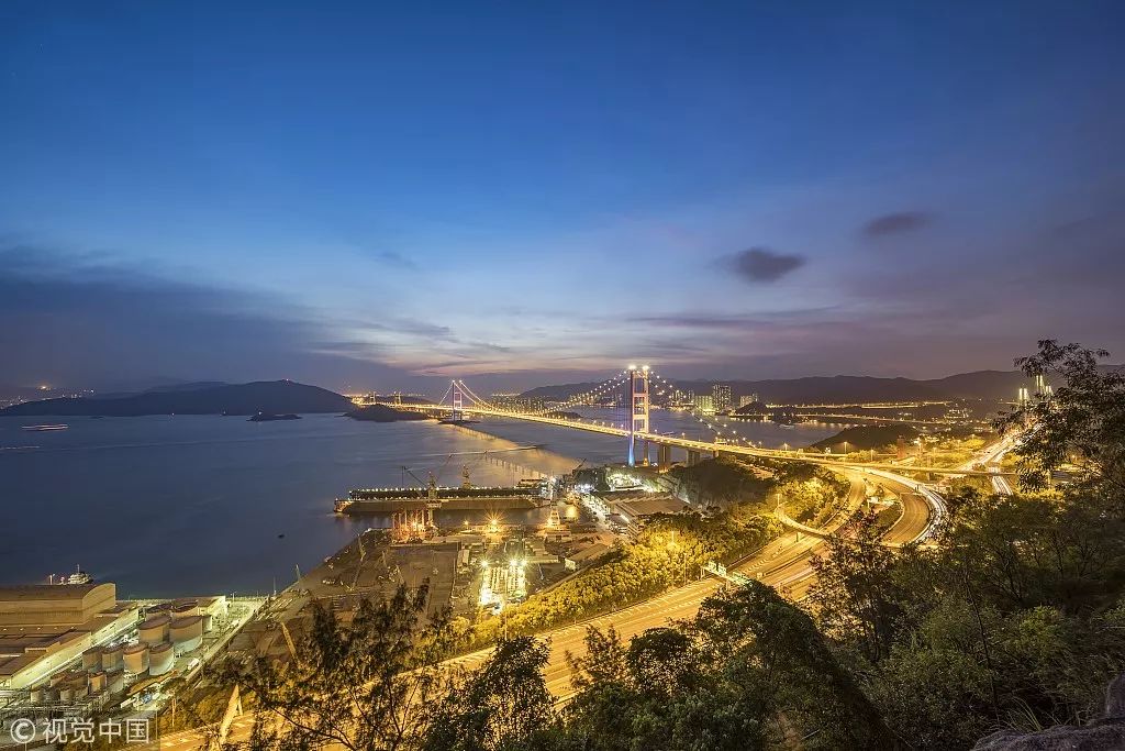 港珠澳大桥正式通车 对粤港澳大湾区旅游业影
