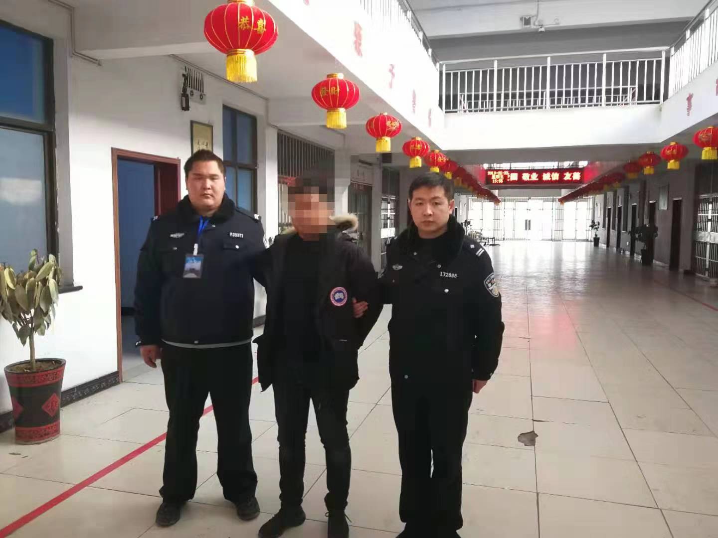 自投罗网 河南鹿邑一逃犯跑到看守所被当场抓获