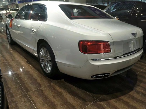 新款宾利飞驰V8天津售价分期直销售全国-天津