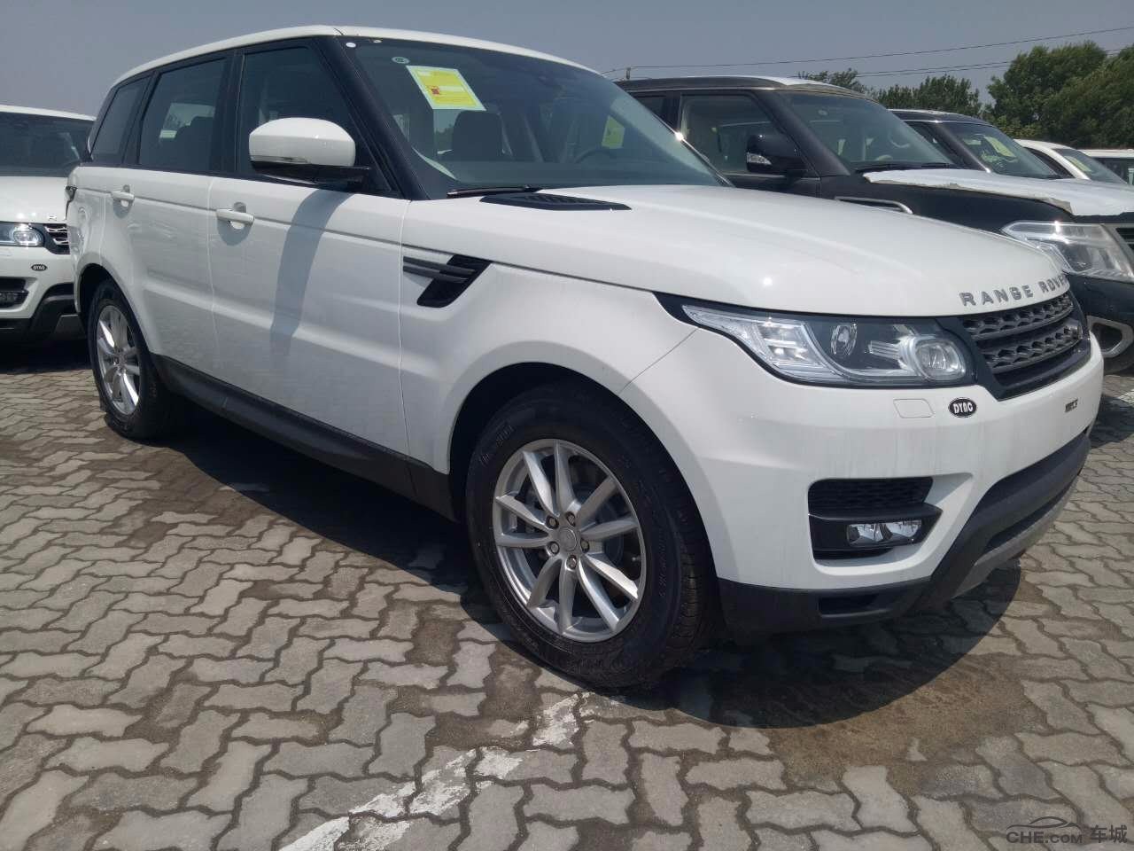 2017款路虎揽胜运动版天津港口专业批发零售24小时购车咨询热线：186 2277 9151 郭经理（同微信 销售全国 可贷款提车 ）