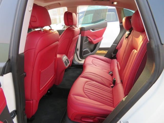 17款玛莎拉蒂莱万特3.0T现车颜色齐全-图10