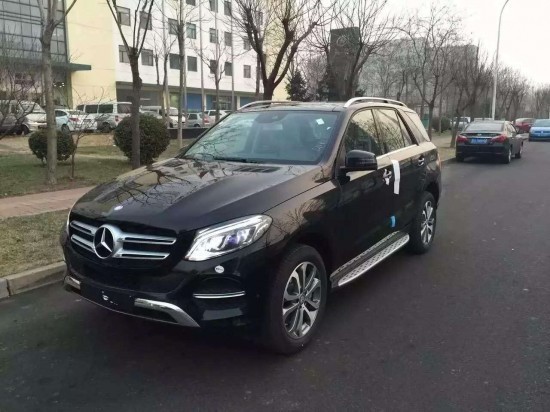 奔驰GLE400越野SUV排量3.0T具有运动气息 天津港报