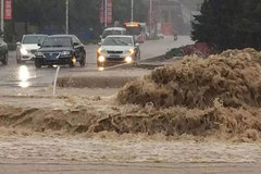 北方迎今年最强降雨 多地道路通行受阻