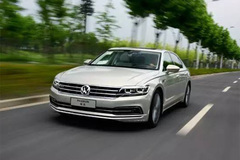 试驾上汽大众辉昂 活在当下的小辉腾