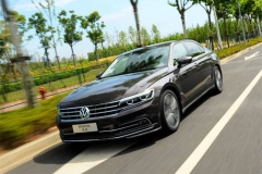 试驾上汽大众辉昂 大帕萨特还是小辉腾