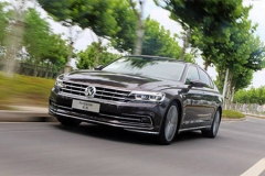 试驾上汽大众辉昂 标定豪华为定高价？