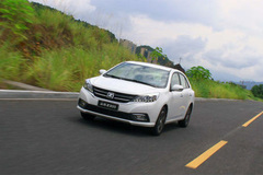 试驾体验2016款众泰Z300 本色出演