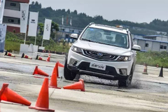 吉利远景SUV操控初体验 岂是浪得虚名