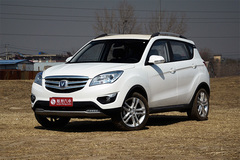 宝骏560对比长安CS35 更便宜还更安全