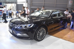 众泰Z700 G20公务版上市 售15.88万元