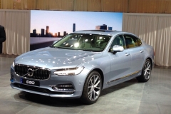 沃尔沃S90 T6正式上市 售56.98万元起