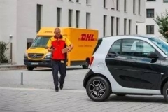 汽车后备箱可以帮忙收快递 不过靠谱吗？