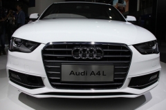 奥迪换代A4L接受预定 预计34.5万起售