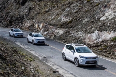 高原测试东风风神AX5 在羊湖遇见你