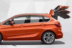 小型旅行车论全能 宝马奔驰哪家强？