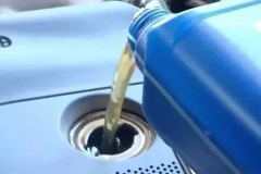 换机油心里没谱？一张纸就能帮你搞定！