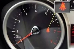 笑屎！汽车仪表上除了“刺客”报警灯，还有啥？