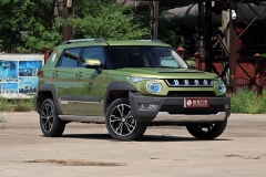 吉普遇上Jeep 北京（BJ）20对比自由侠