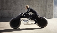 永不翻车的摩托 宝马Motorrad VISION NEXT 100概念车