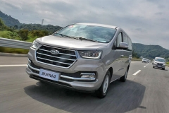 试驾江淮全新瑞风M4 自主MPV里的多面手